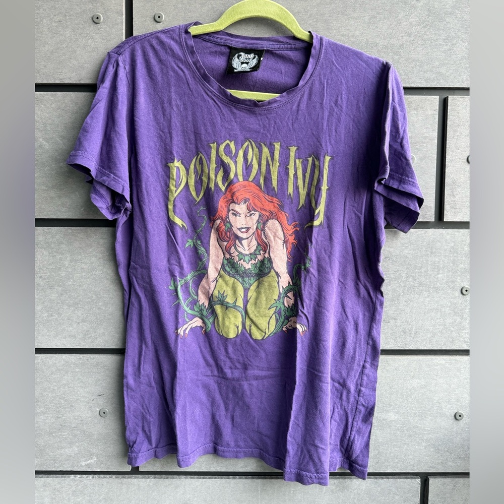 Poison Ivy Junk Food Clothing tee